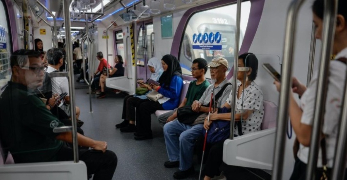 Jalur Shah Alam Mencatat Lebih Dari 60.000 Perjalanan Pada Hari Pertama Beroperasi